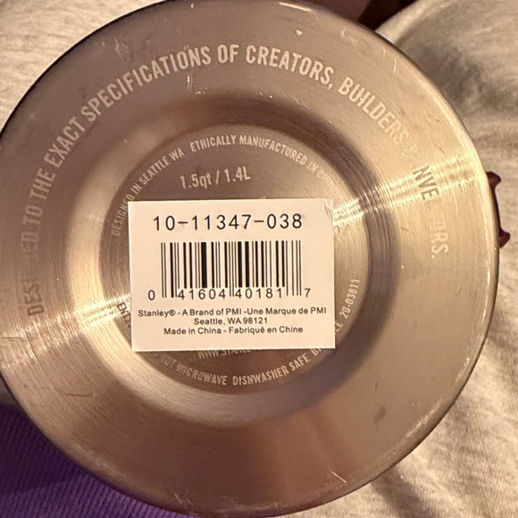 STANLEY CLASSIC THERMOS LILAC COLOR 1.5 QT NWT - Picture 4 of 4